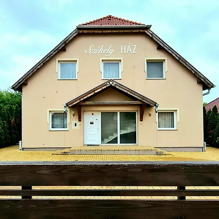 Székely Ház Appartamento *