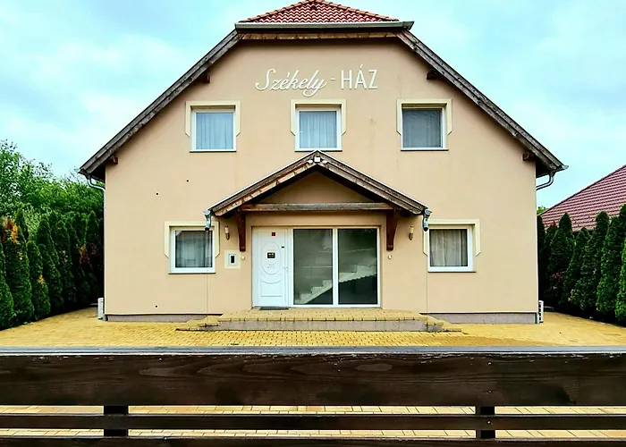 Székely Ház Apartman *